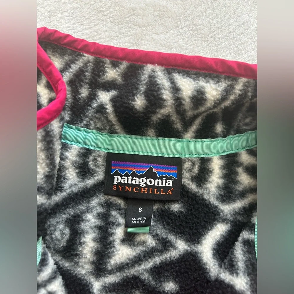 Patagonia Synchilla Snap-T Fleece Ikat Big Fish Pullover Women’s Small - Picture 3 of 8